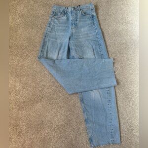 Zara women’s balloon fit jeans